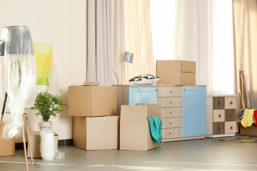 Local removals team planning a move in Manor House