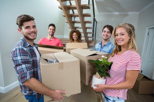 Flexible Man and Van service for flats and homes in Manor House