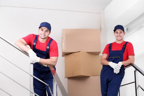 Local man with van helping with a home move in Manor House
